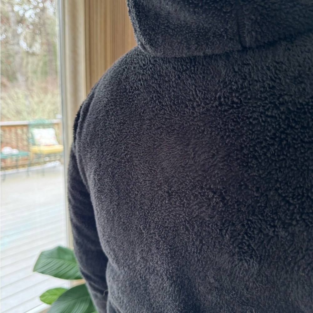 Marmot woman's fleece jacket size L.